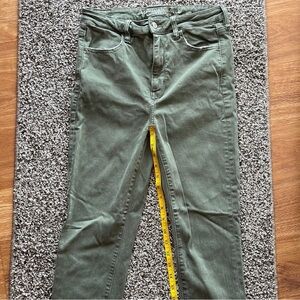 American Eagle Super Hi Rise Jegging in sage green size 10
